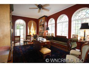 21 Lakeview Road Asheville NC 28804