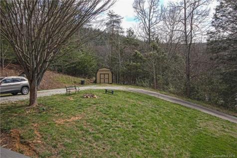 5146 Old Linville Road Marion NC 28752