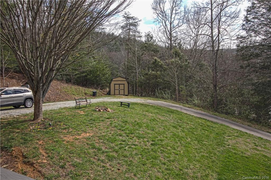 5146 Old Linville Road Marion NC 28752