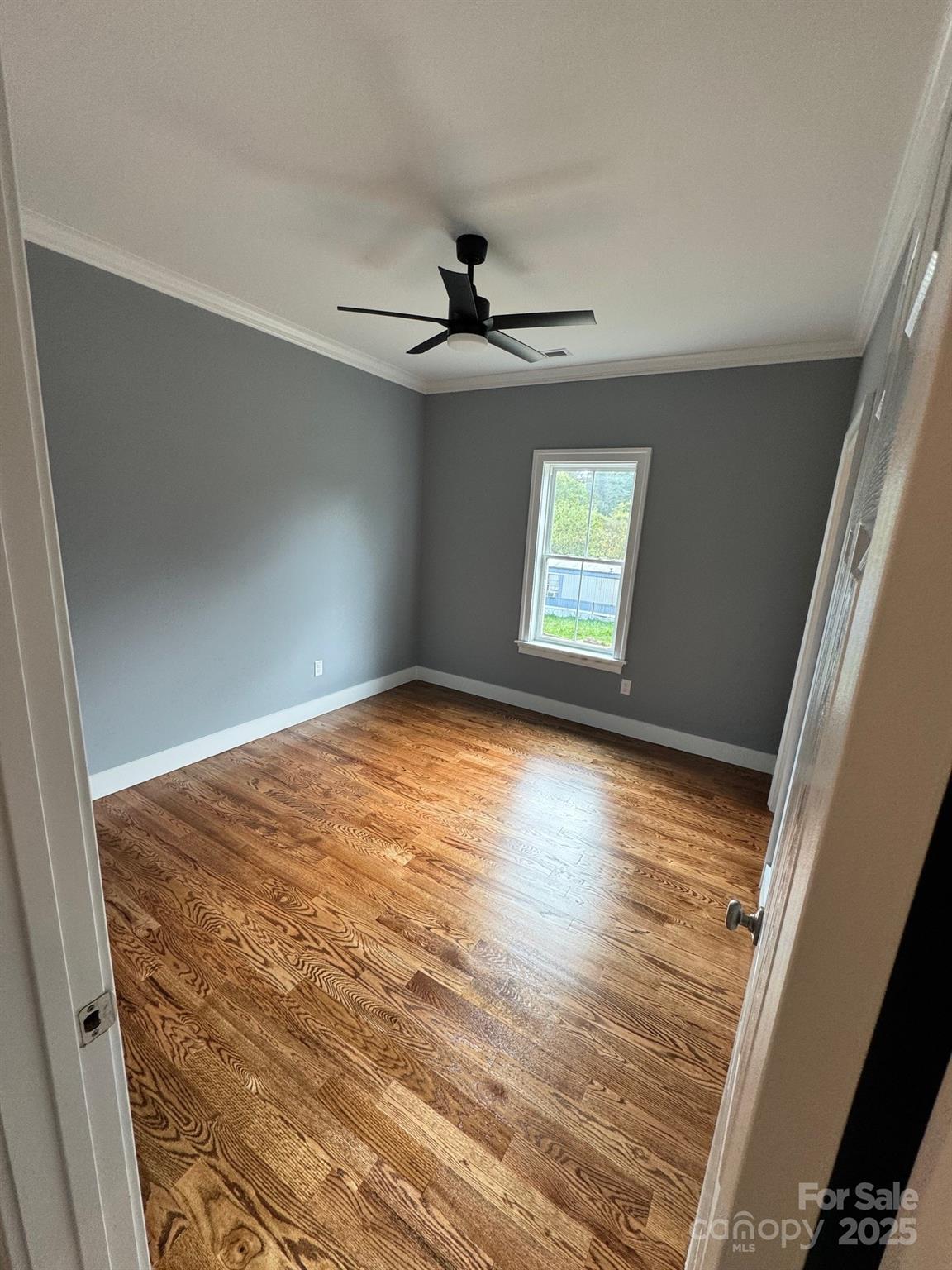21 Marion Road Leicester NC 28748