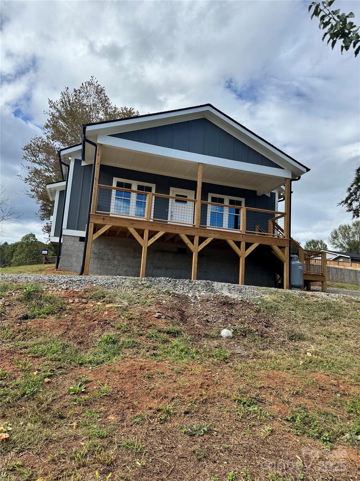 21 Marion Road Leicester NC 28748