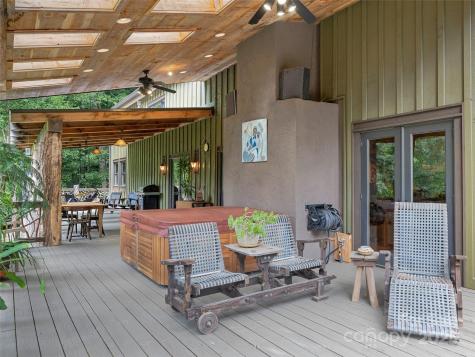 415 Shady Grove Road Tuckasegee NC 28783