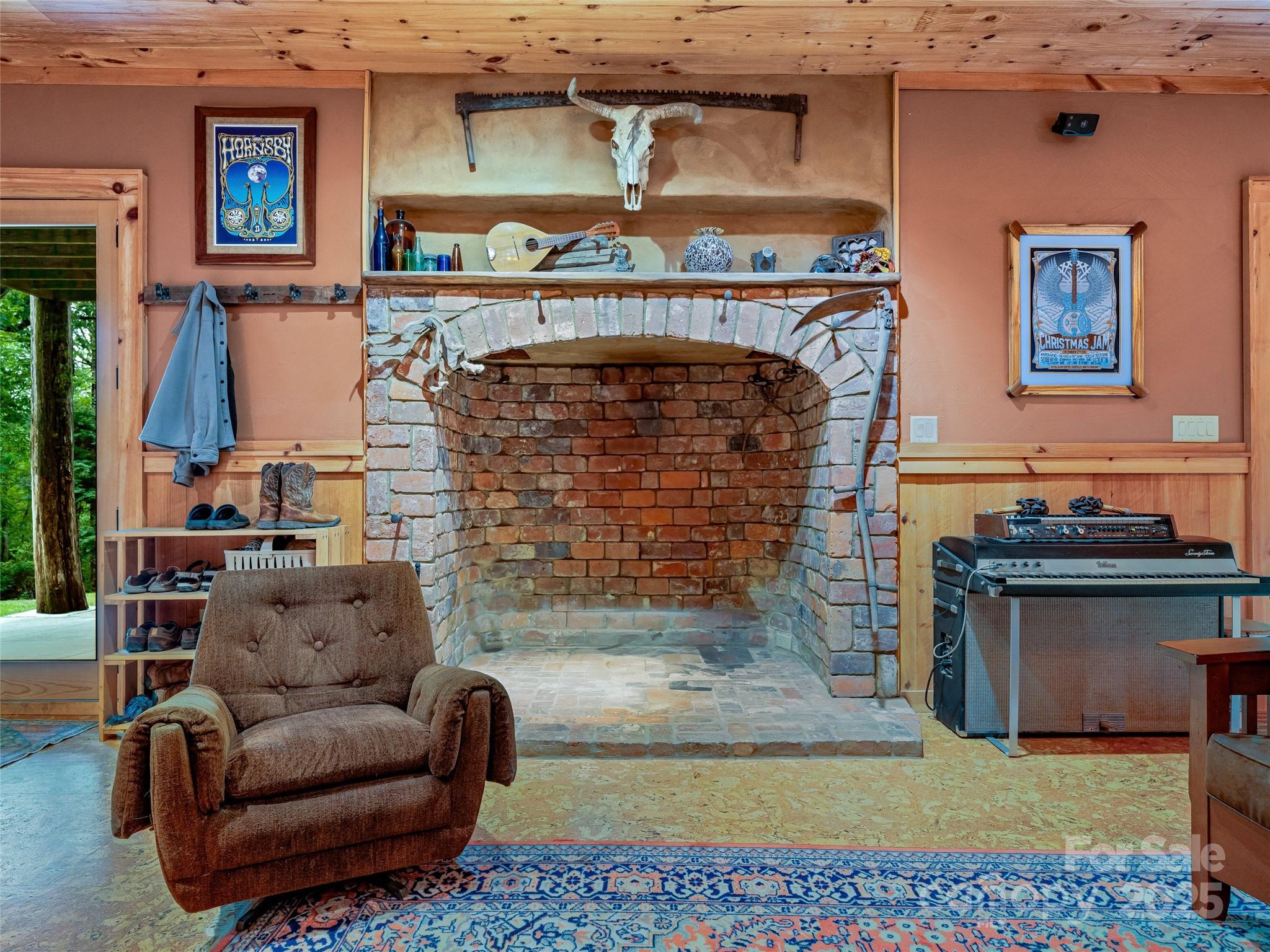 415 Shady Grove Road Tuckasegee NC 28783