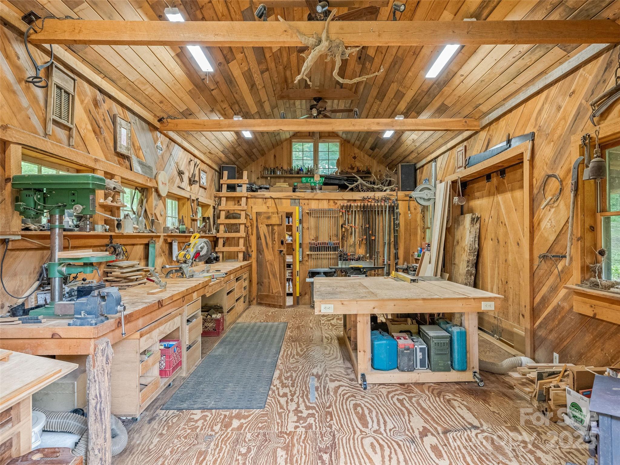 415 Shady Grove Road Tuckasegee NC 28783