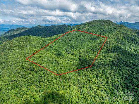 415 Shady Grove Road Tuckasegee NC 28783