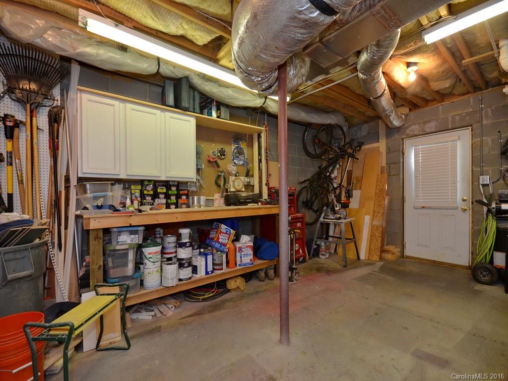 35 Rocking Porch Lane Asheville NC 28805