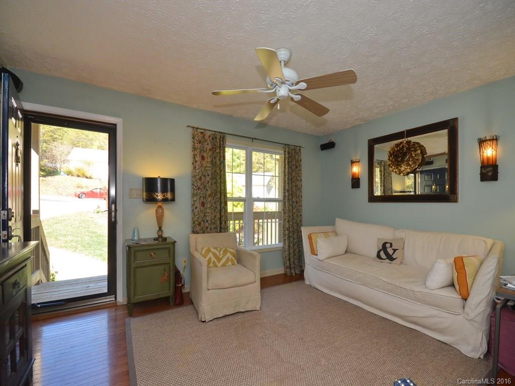 35 Rocking Porch Lane Asheville NC 28805