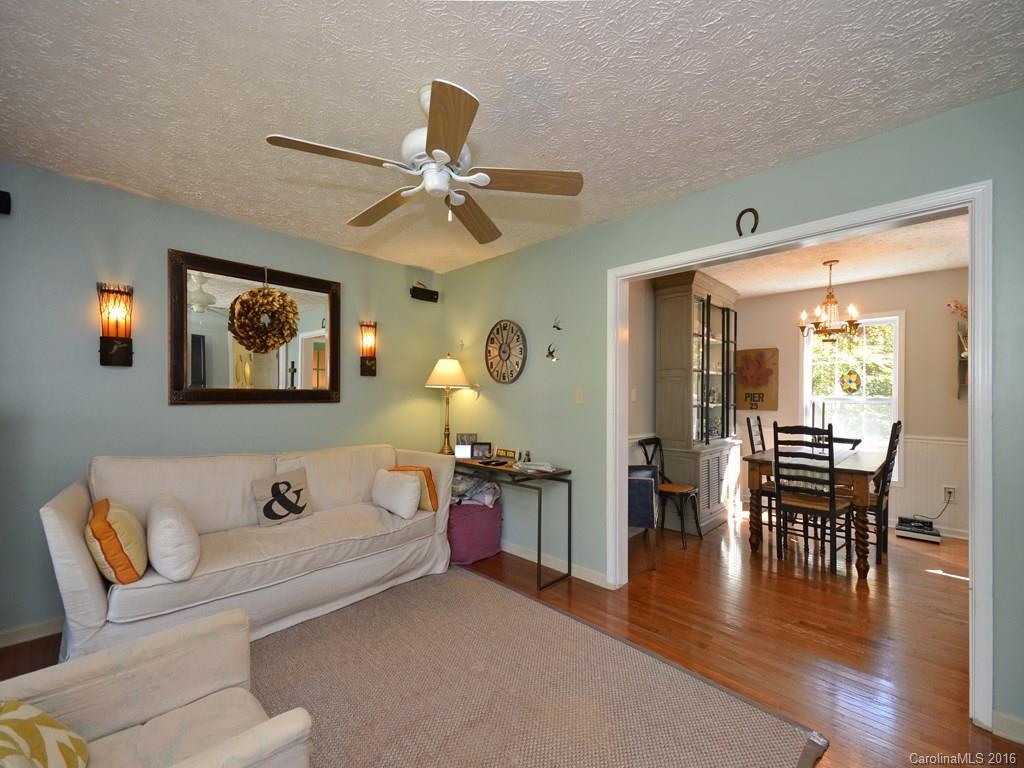 35 Rocking Porch Lane Asheville NC 28805