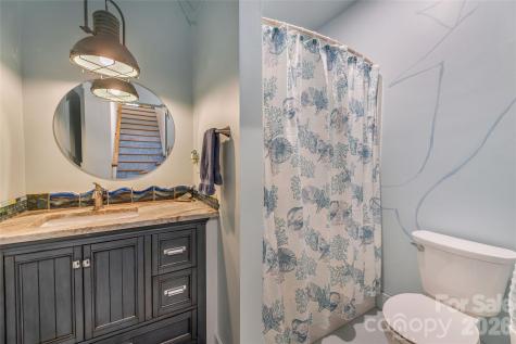 446 Amanda Drive Mars Hill NC 28754