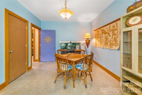446 Amanda Drive Mars Hill NC 28754