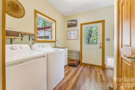 446 Amanda Drive Mars Hill NC 28754
