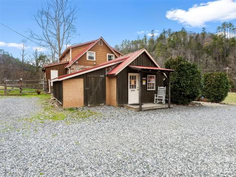 58 Guntertown Road Marshall NC 28753
