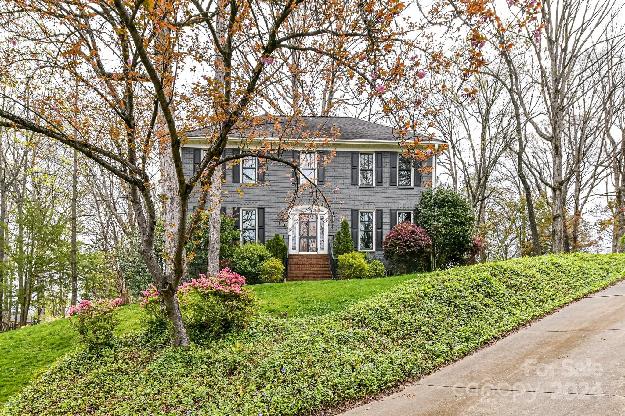 3729 Monique Lane Charlotte NC 28210