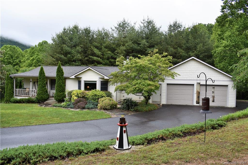 14 Bentwood Lane Fletcher NC 28732