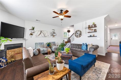 10008 Brawley Lane Charlotte NC 28215