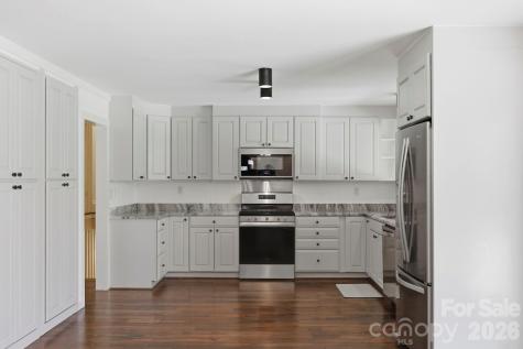 100 Ashton Lane Brevard NC 28712