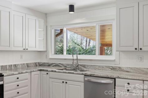 100 Ashton Lane Brevard NC 28712