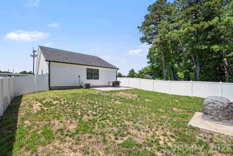 2664 Meadow Street Gaston NC 28056