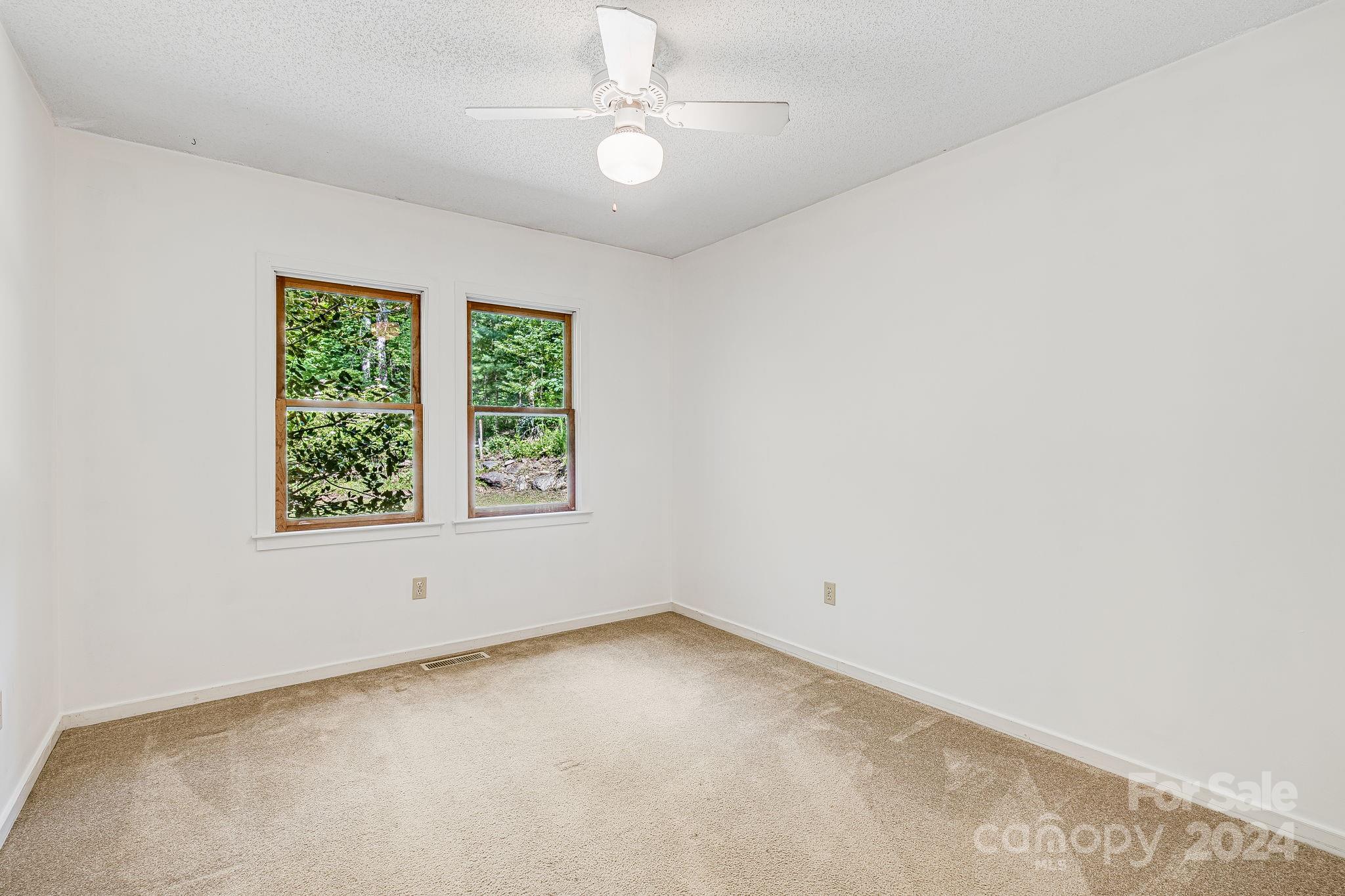 21 Leisure Lane Swannanoa NC 28778