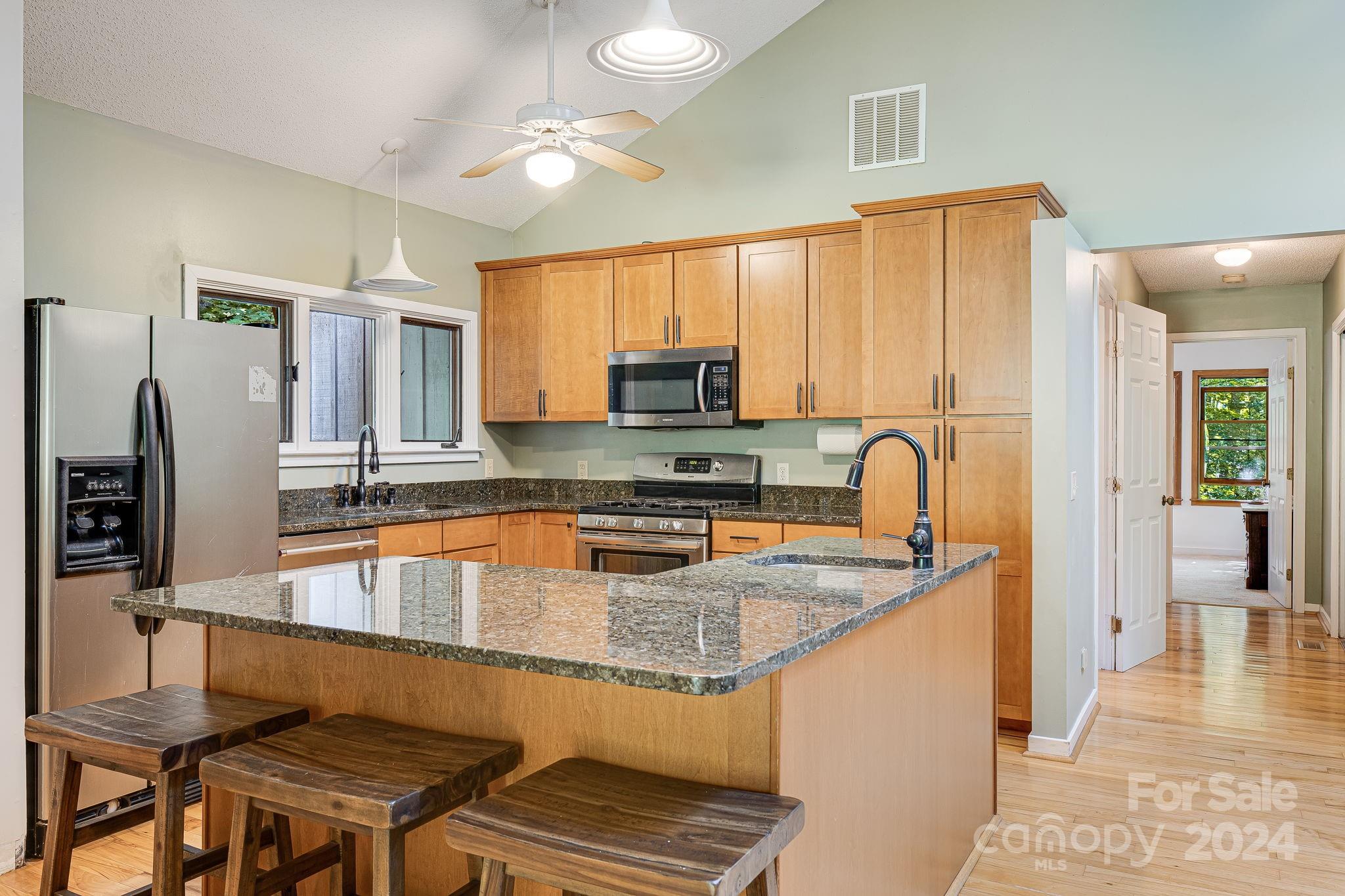 21 Leisure Lane Swannanoa NC 28778