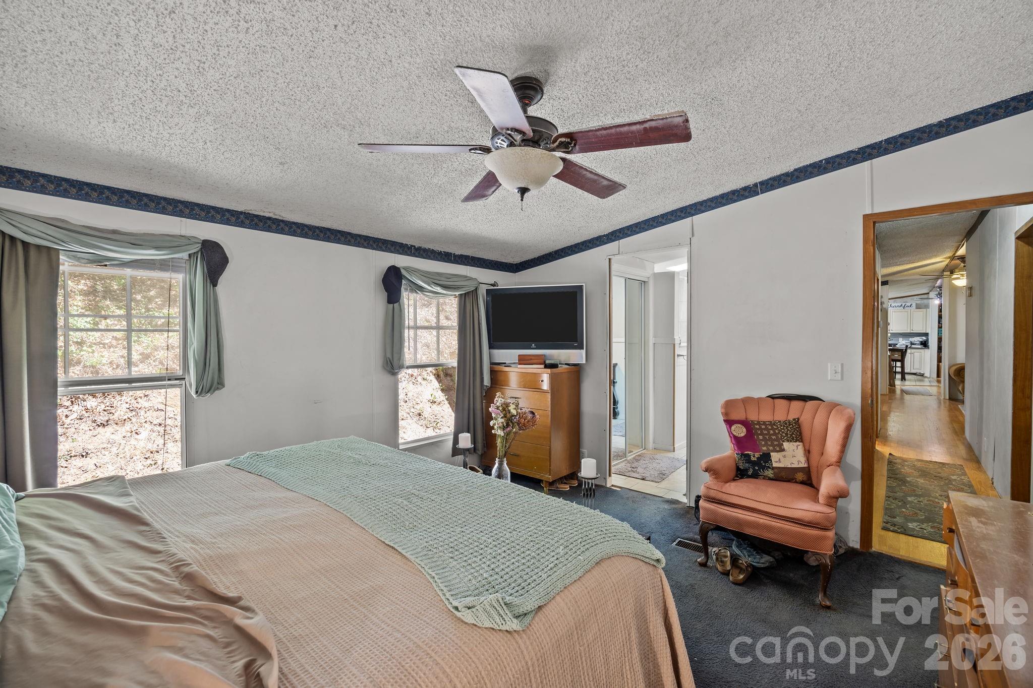 25 Weaver Lane Black Mountain NC 28711
