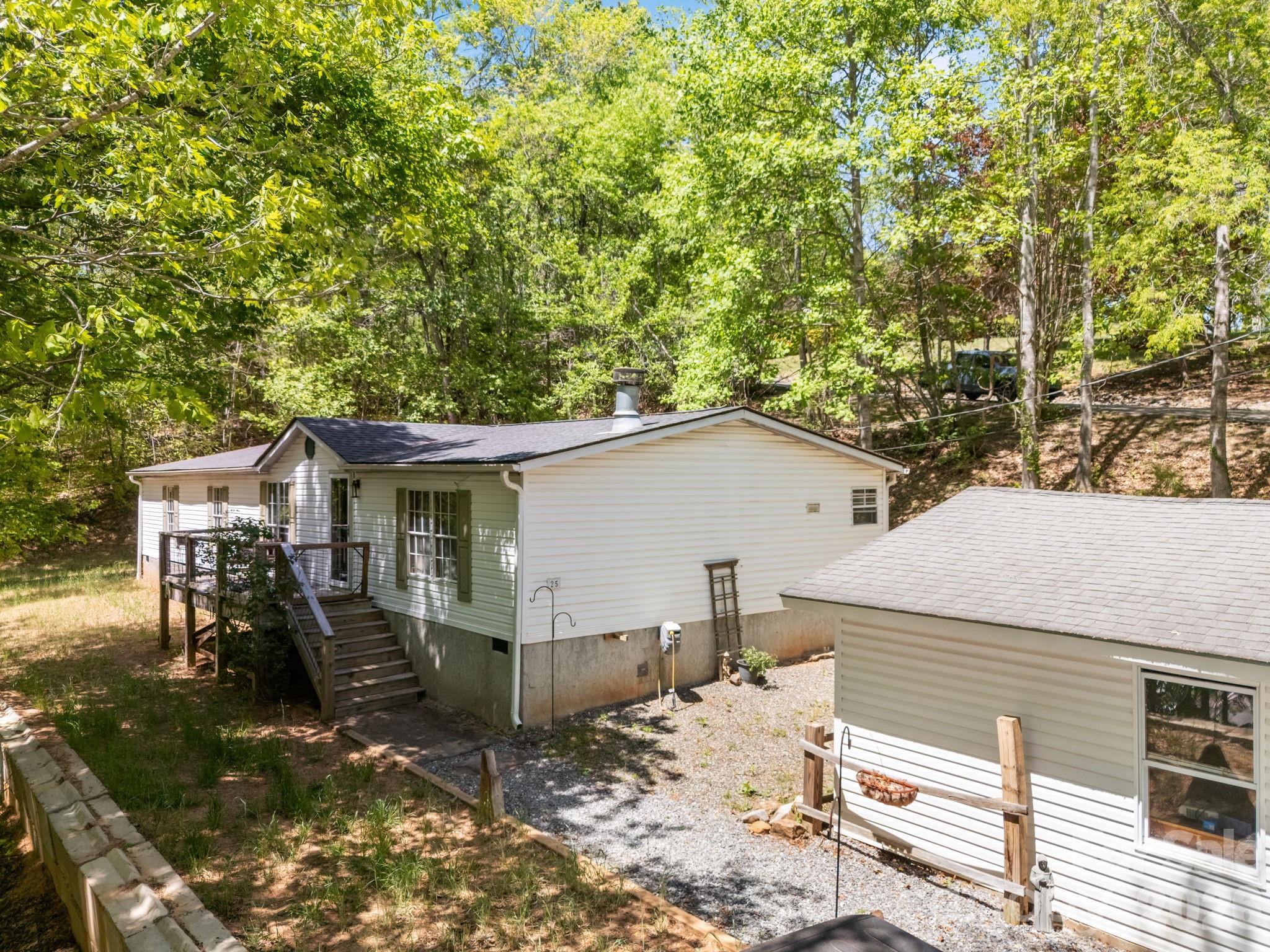 25 Weaver Lane Black Mountain NC 28711