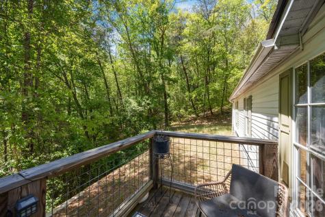 25 Weaver Lane Black Mountain NC 28711
