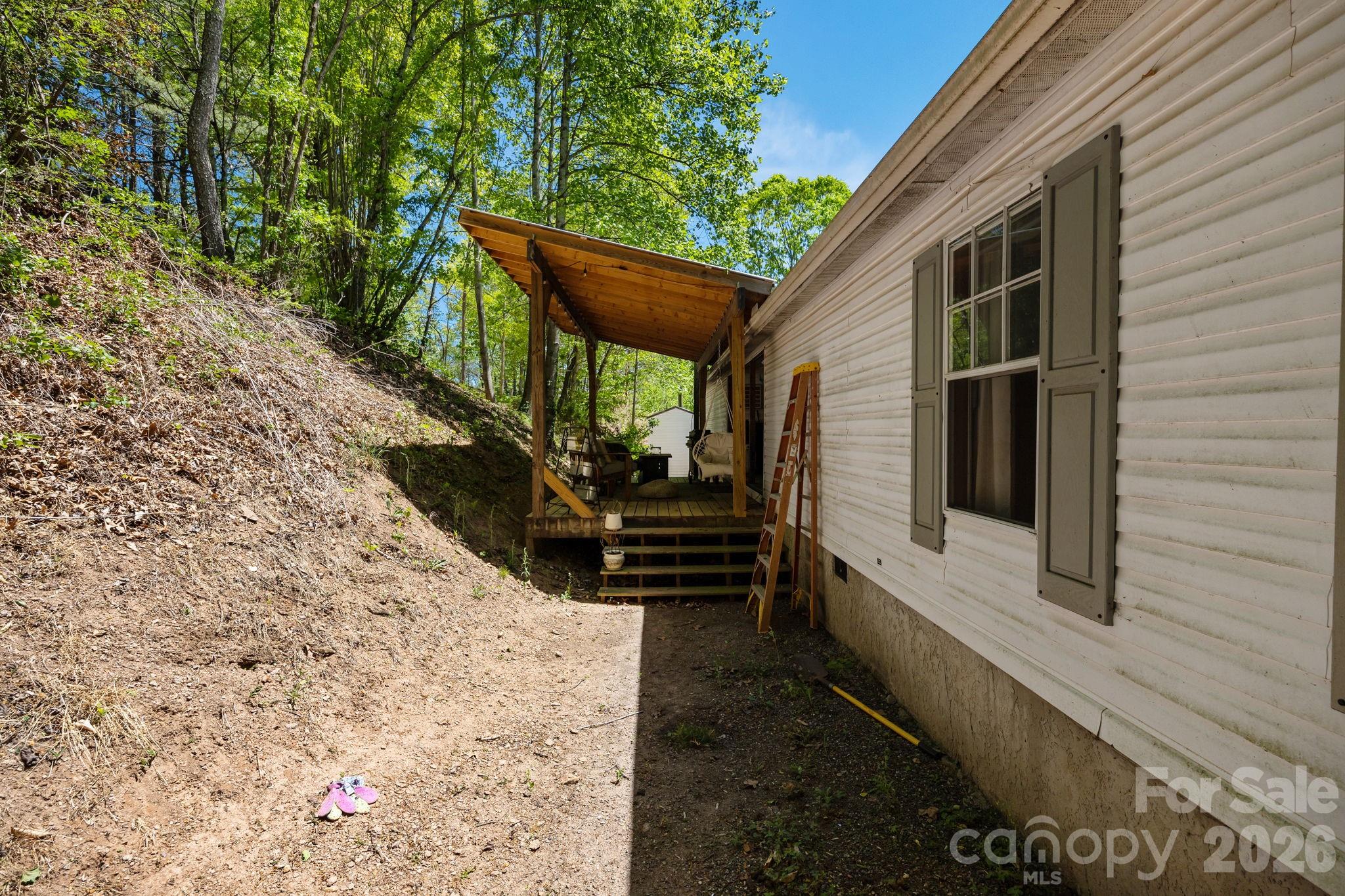 25 Weaver Lane Black Mountain NC 28711