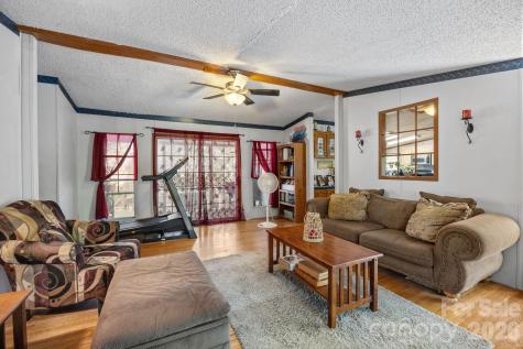 25 Weaver Lane Black Mountain NC 28711