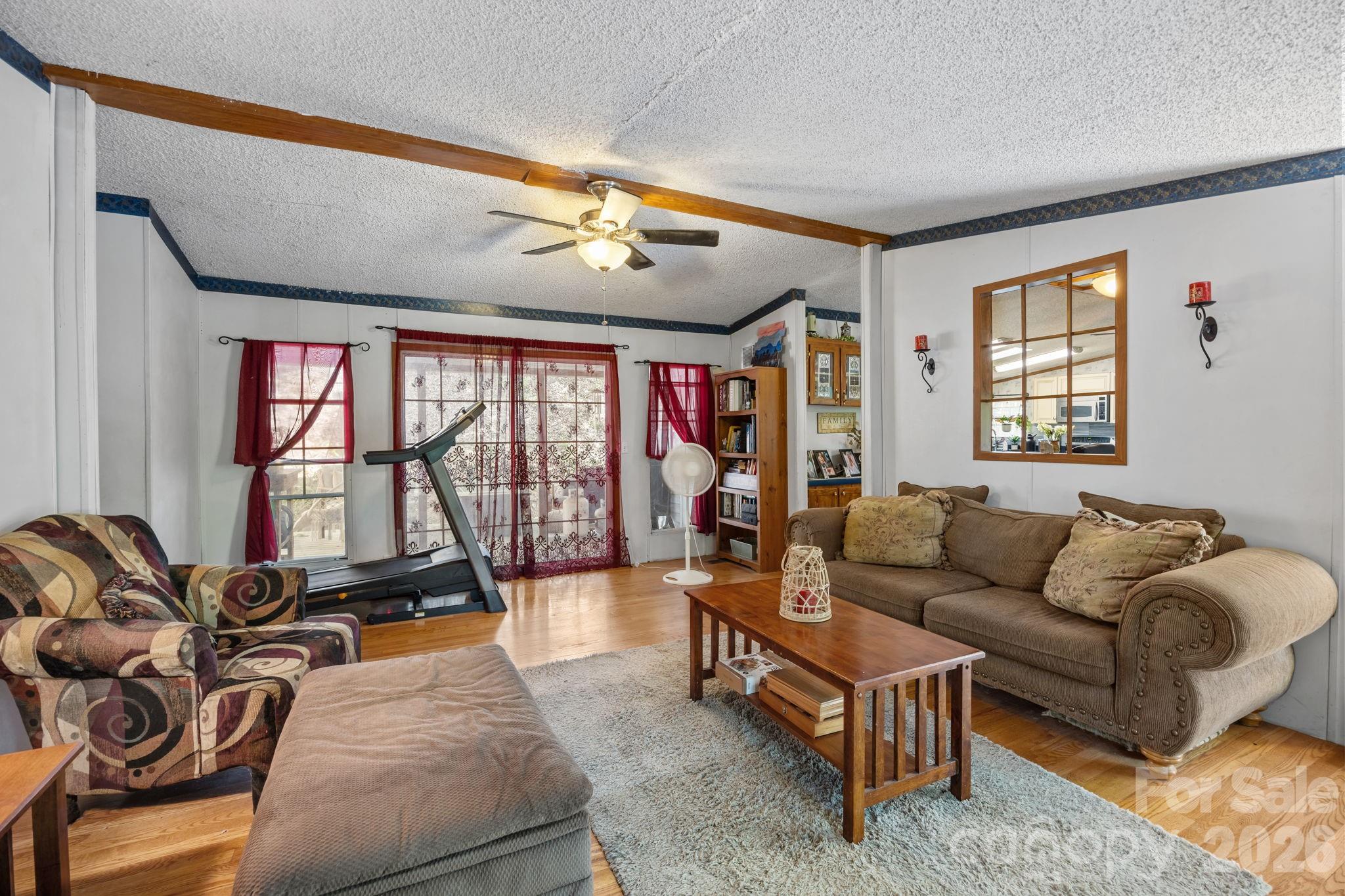 25 Weaver Lane Black Mountain NC 28711