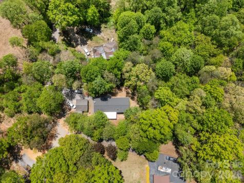 25 Weaver Lane Black Mountain NC 28711
