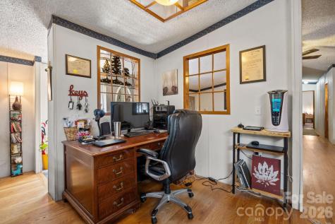 25 Weaver Lane Black Mountain NC 28711
