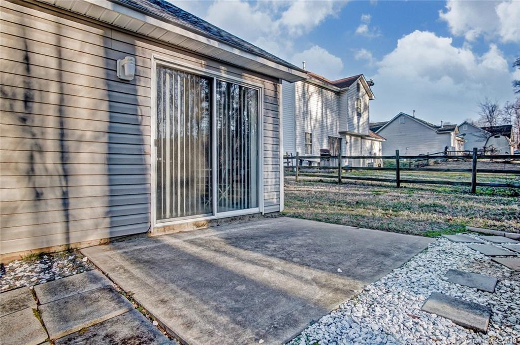 5217 Possum Trot Lane Charlotte NC 28215