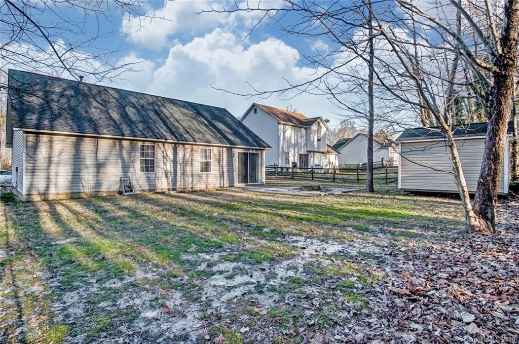 5217 Possum Trot Lane Charlotte NC 28215