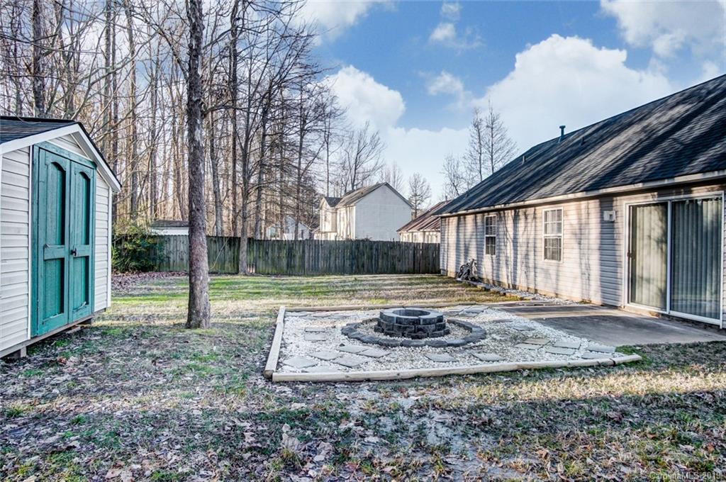 5217 Possum Trot Lane Charlotte NC 28215