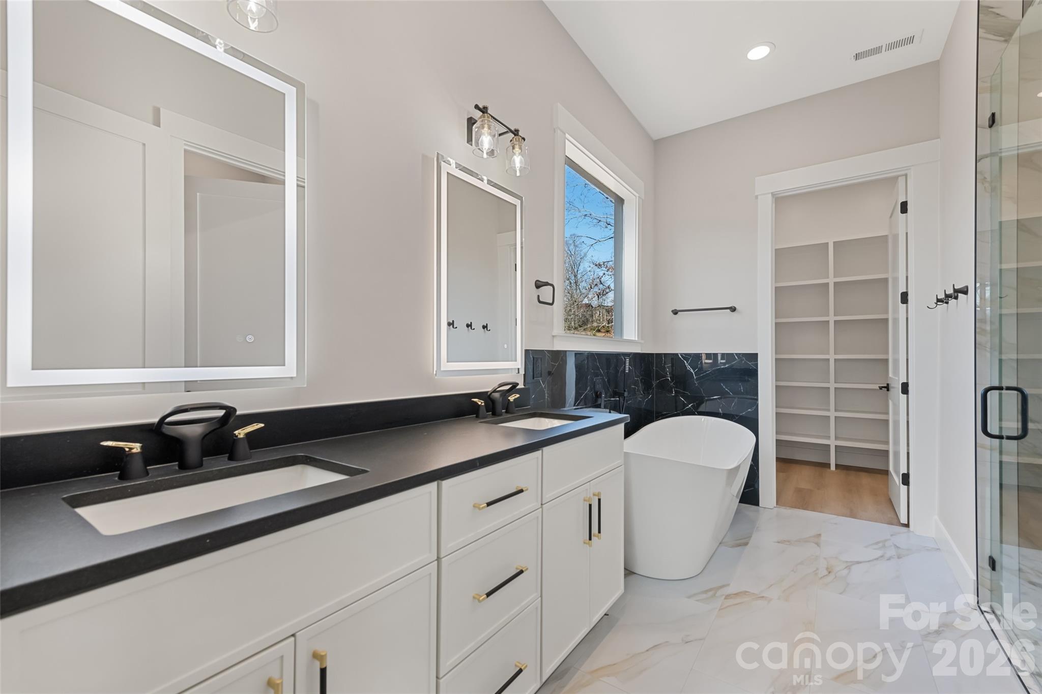 23 George Allen Ridge Arden NC 28704