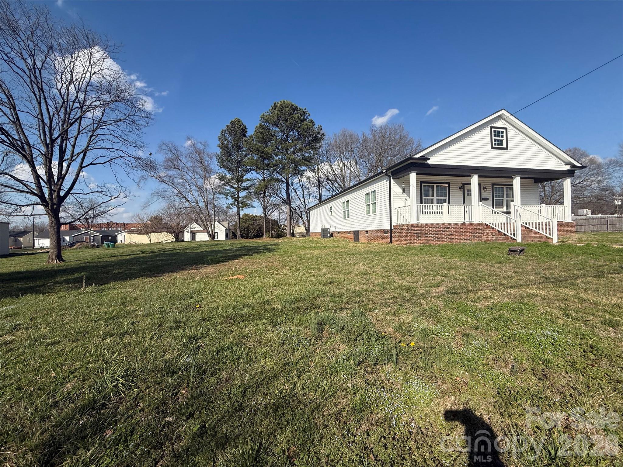 417 E Virginia Avenue Bessemer City NC 28016