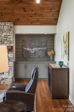 12 Spring Ridge Lane Hendersonville NC 28739