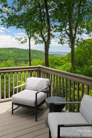 12 Spring Ridge Lane Hendersonville NC 28739