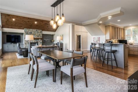 12 Spring Ridge Lane Hendersonville NC 28739
