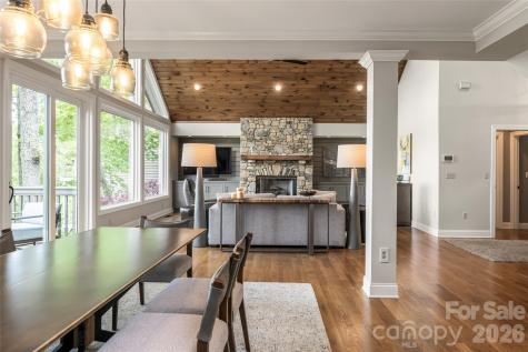 12 Spring Ridge Lane Hendersonville NC 28739