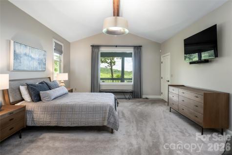 12 Spring Ridge Lane Hendersonville NC 28739