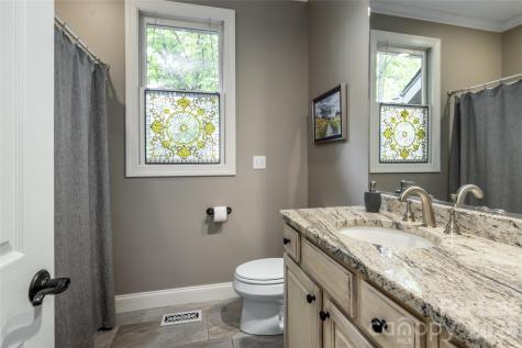 12 Spring Ridge Lane Hendersonville NC 28739