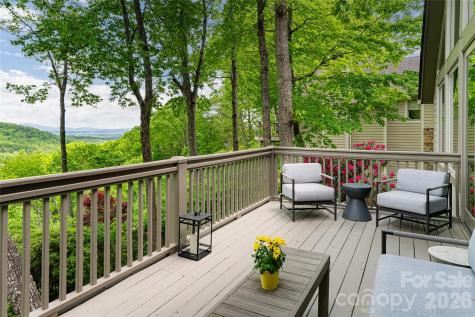 12 Spring Ridge Lane Hendersonville NC 28739