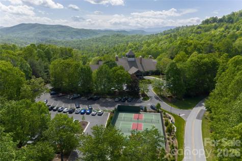 12 Spring Ridge Lane Hendersonville NC 28739