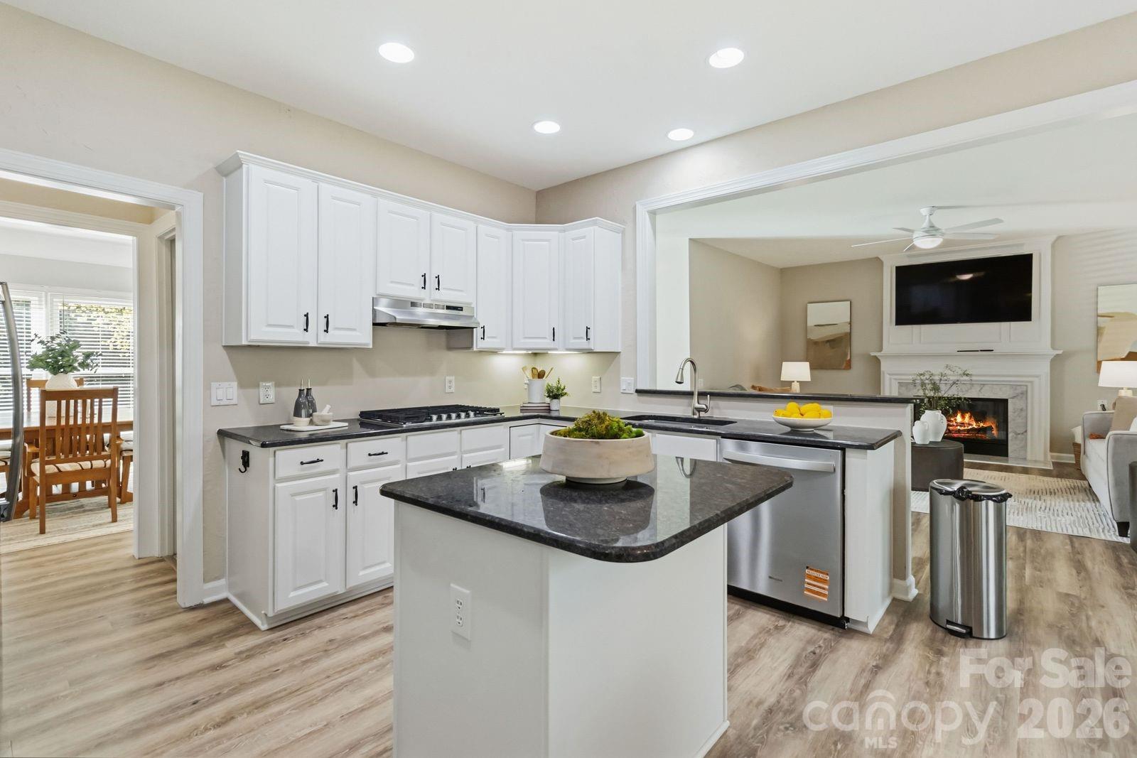 2732 Providence Spring Lane Charlotte NC 28270