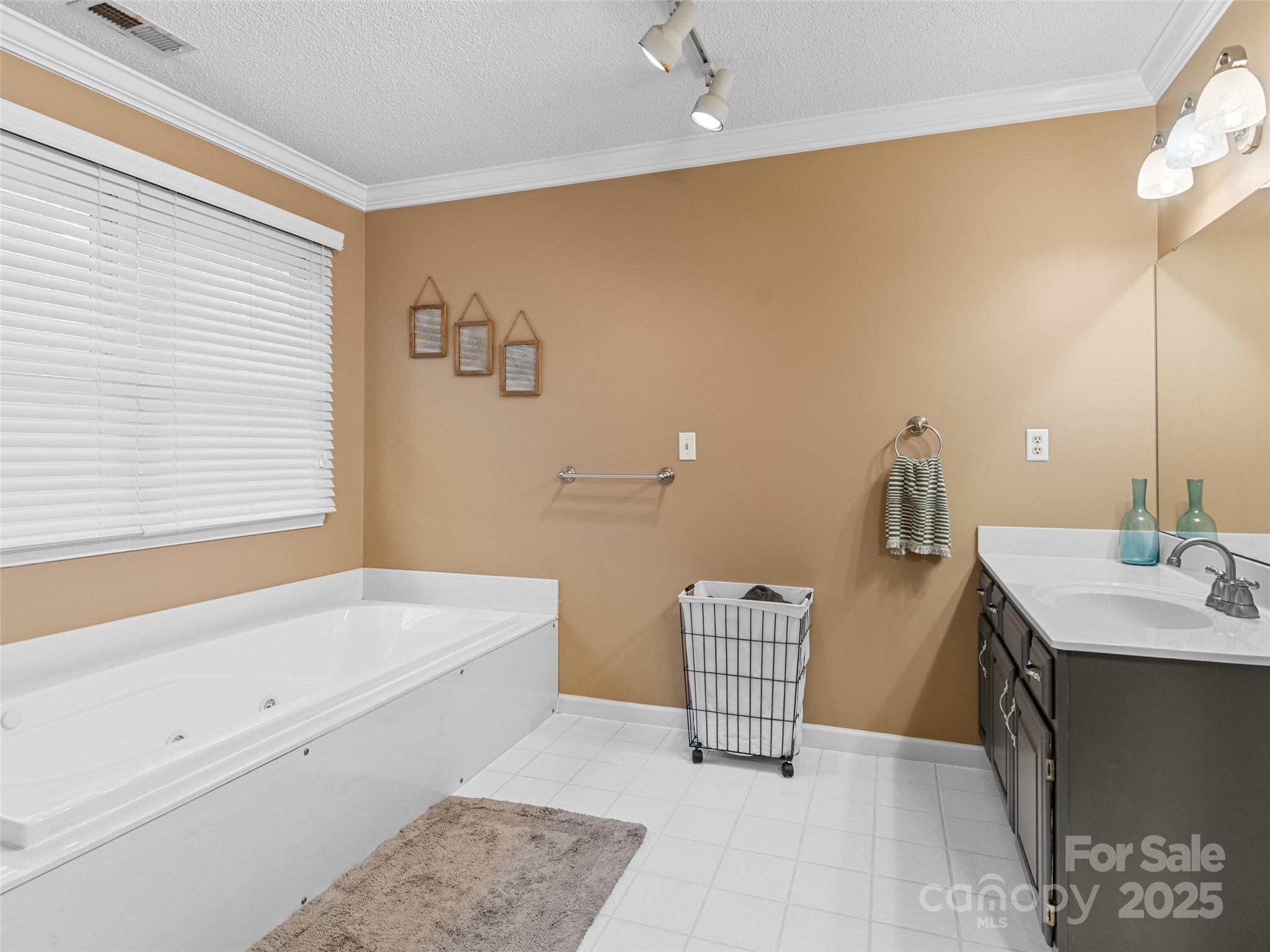 10 Meadow Brook Drive Fletcher NC 28732