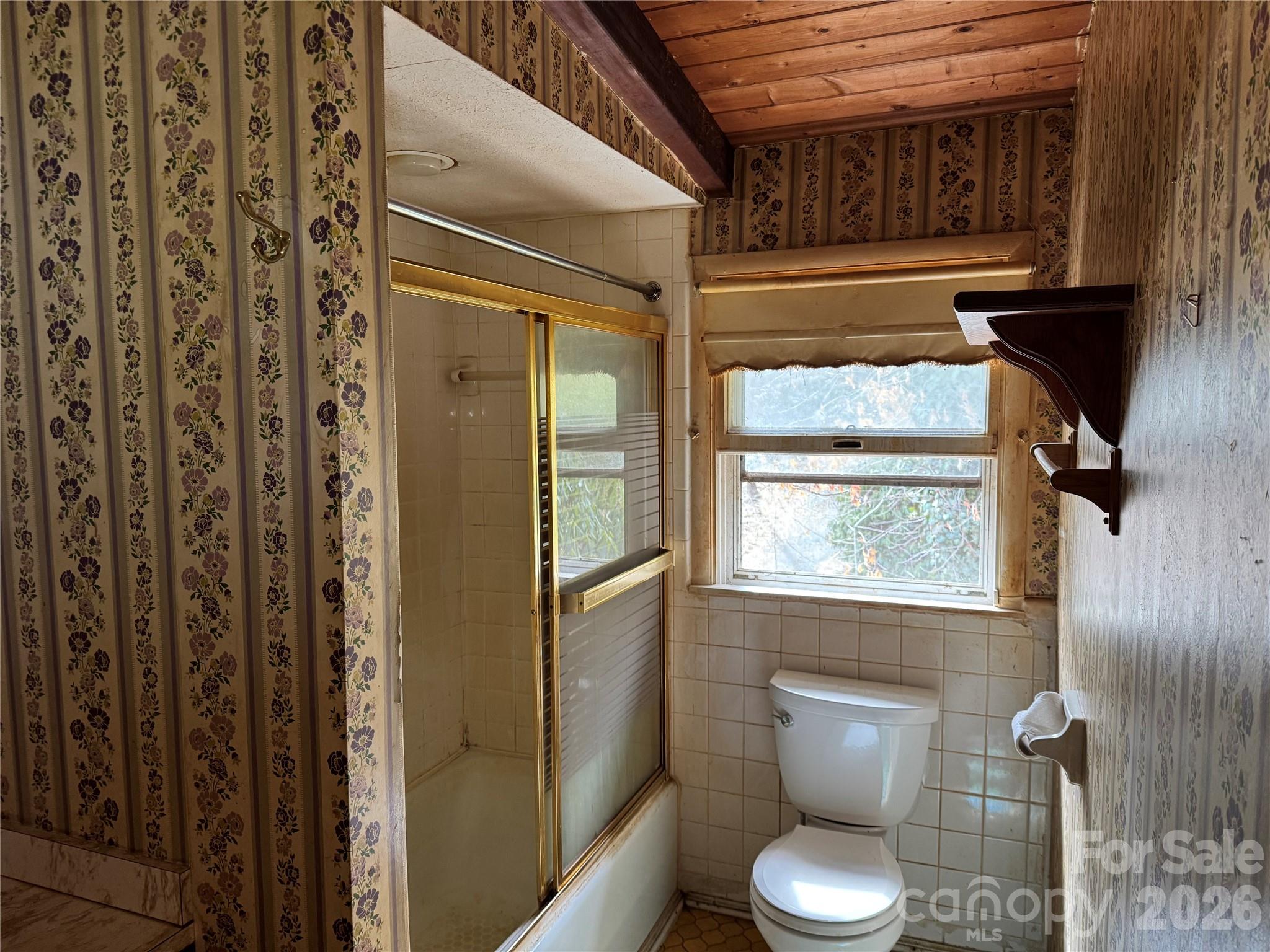 2085 Laurel Road N Maggie Valley NC 28751