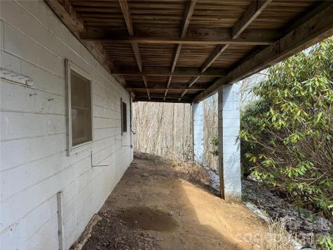 2085 Laurel Road N Maggie Valley NC 28751