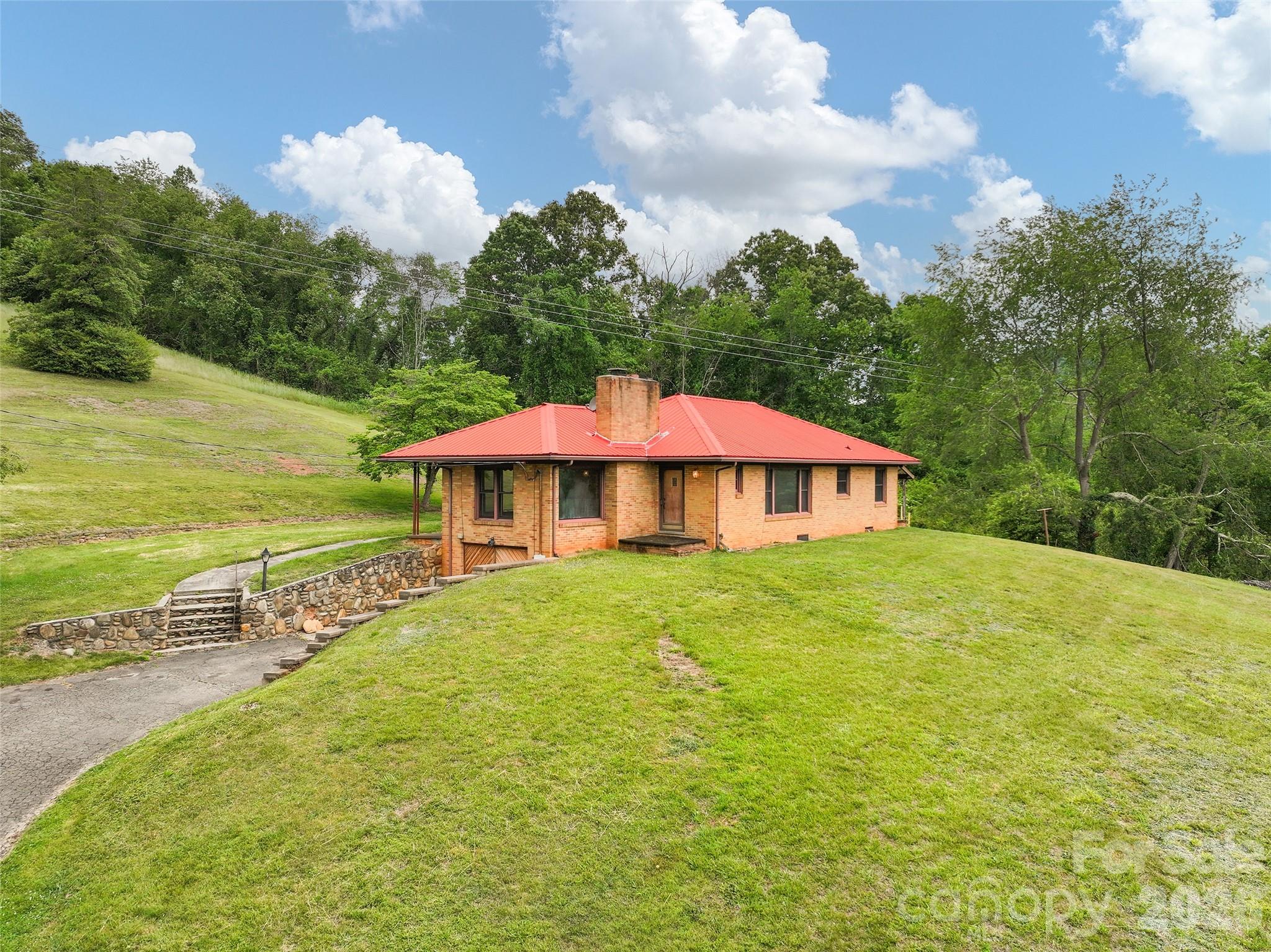 21 Beaverdam Road Canton NC 28716